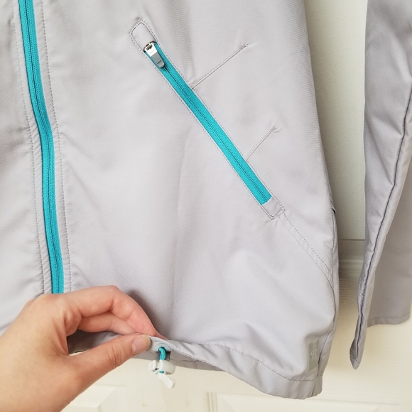 MEC lightweight gray water resistant running jacket xsmall - Picture 4 of 8